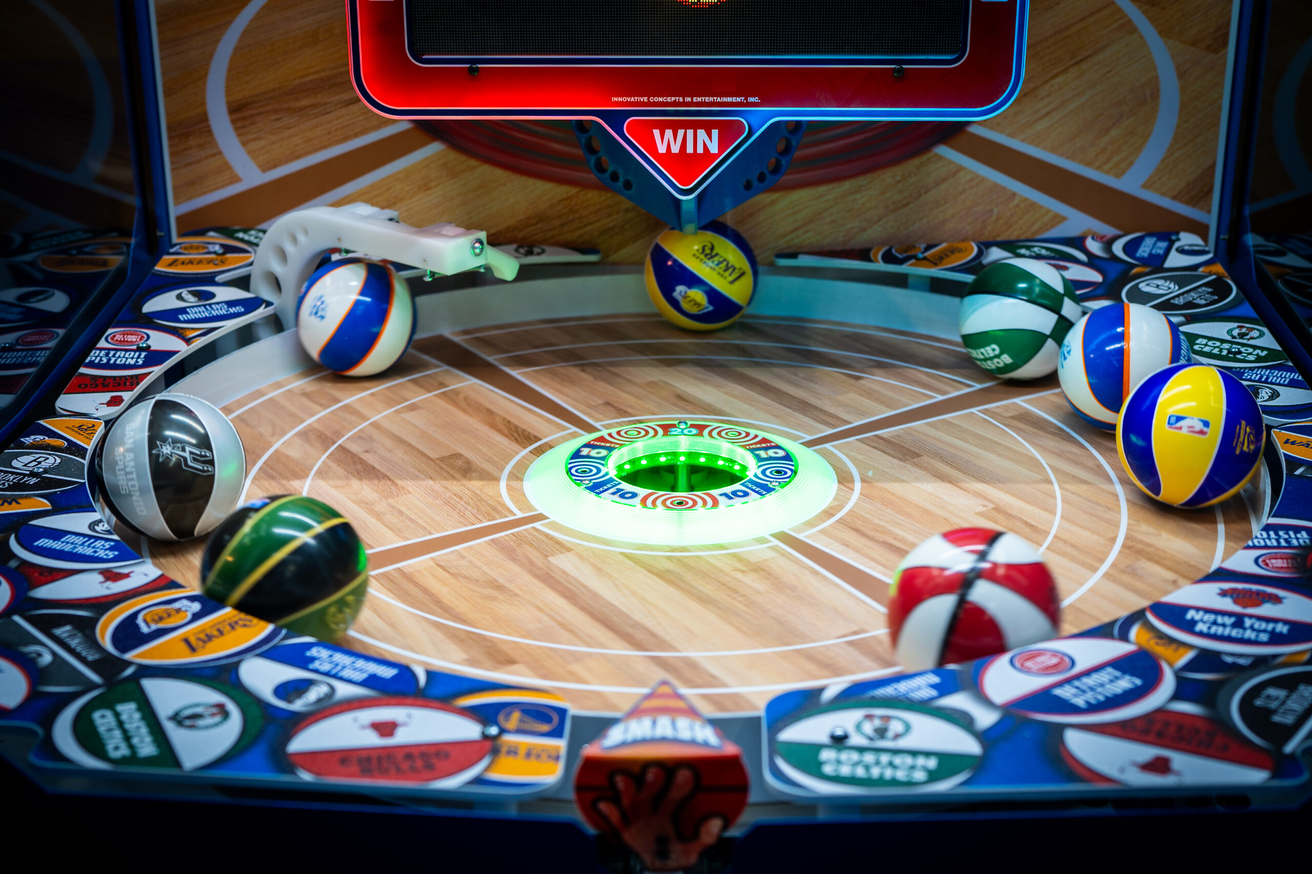 Smash N Win NBA Edition - Image 2